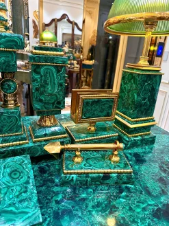 Bộ Nghiên Mực Bàn Làm Việc Malachite