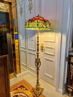 Đèn Tiffany Chân Cao Thân nhỏ