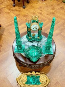 Đồng Hồ Trụ Đá Malachite